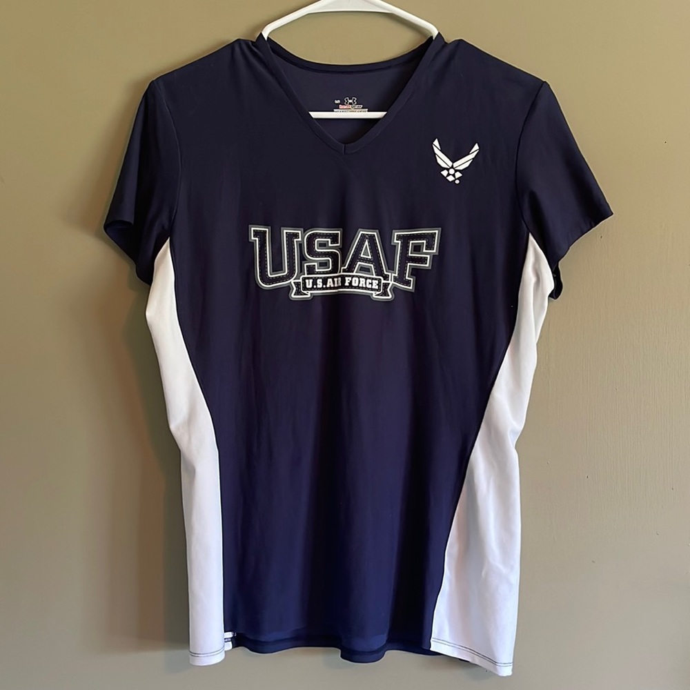 Under Armour | US Air Force T-Shirt | size L